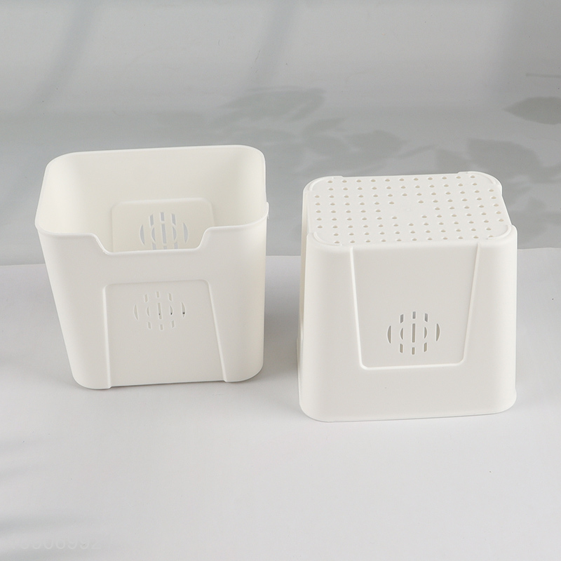 Online Wholesale Divided Plastic Refrigerator Organizer with 4 Removable Colanders