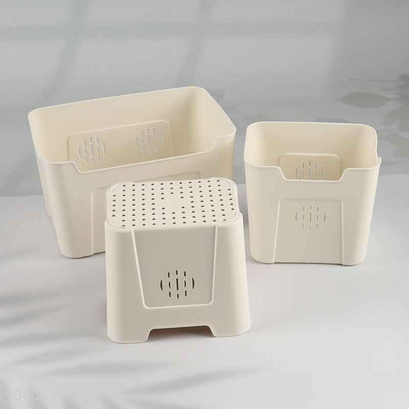 High Quality Divided Plastic Refrigerator Organizer with 3 Removable Colanders