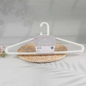 Online Wholesale 3 Packs Non-Slip Plastic Clothes Hangers for Adults