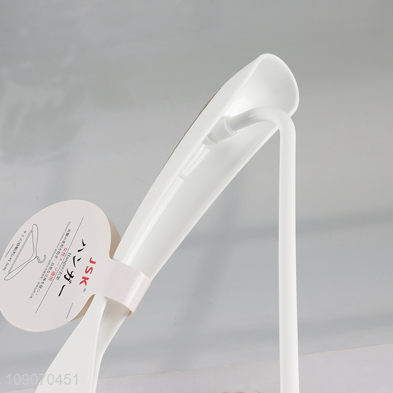 Factory Supply Wide Plastic Clothes Hangers Suit Hangers for Closet