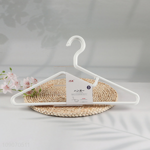 Hot Sale 3 Packs Heavy Duty Non-Slip Plastic Clothes Hangers for Adults