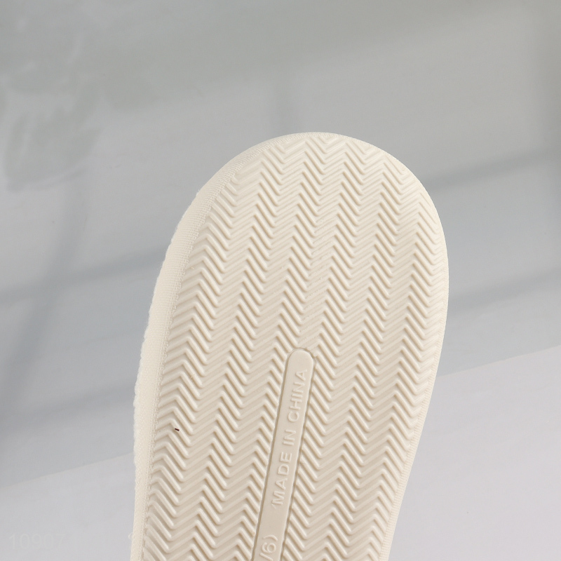 Online Wholesale Women's Winter House Slippers Fuzzy Indoor Slippers