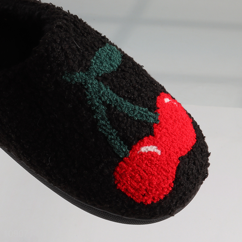 Hot Sale Women's Winter Slippers Cozy Non-Slip Fuzzy Indoor Slippers