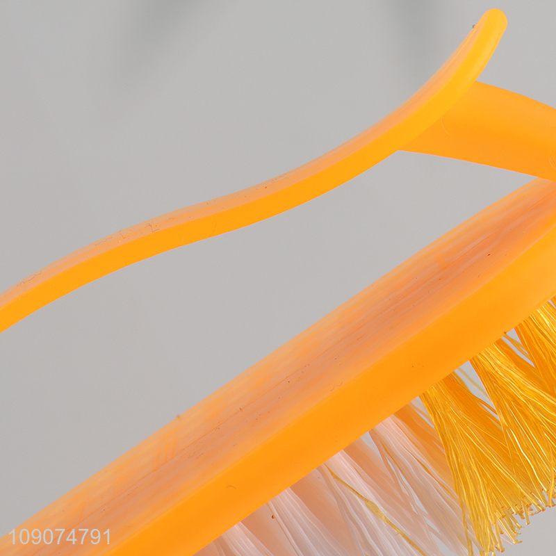 Hot selling reusable clothes washing scrubbing brush with handle