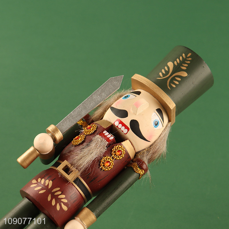 Online wholesale indoor decoration wooden nutcracker soldier ornament