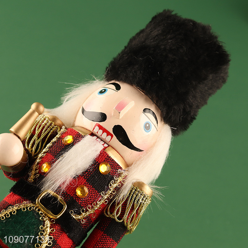 Good quality desktop decoration wooden nutcracker soldier ornament for sale