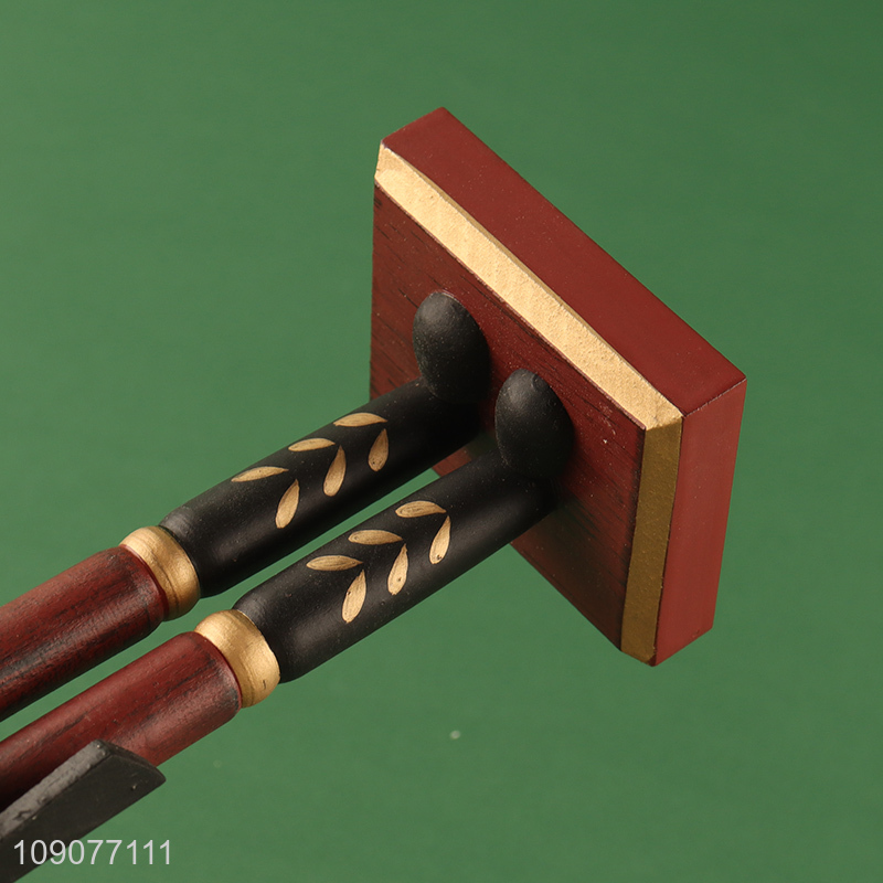 Low price Christmas tabletop decoration wooden nutcracker soldier ornament