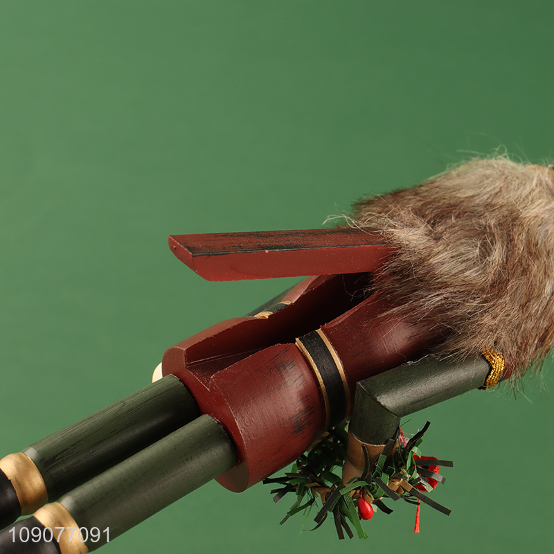 Yiwu market Christmas decoration wooden nutcracker soldier ornament