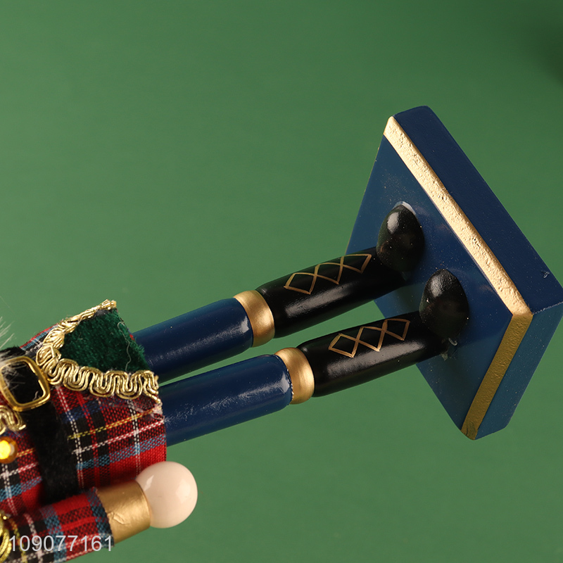 High quality Christmas decoration wooden nutcracker soldier ornament for sale