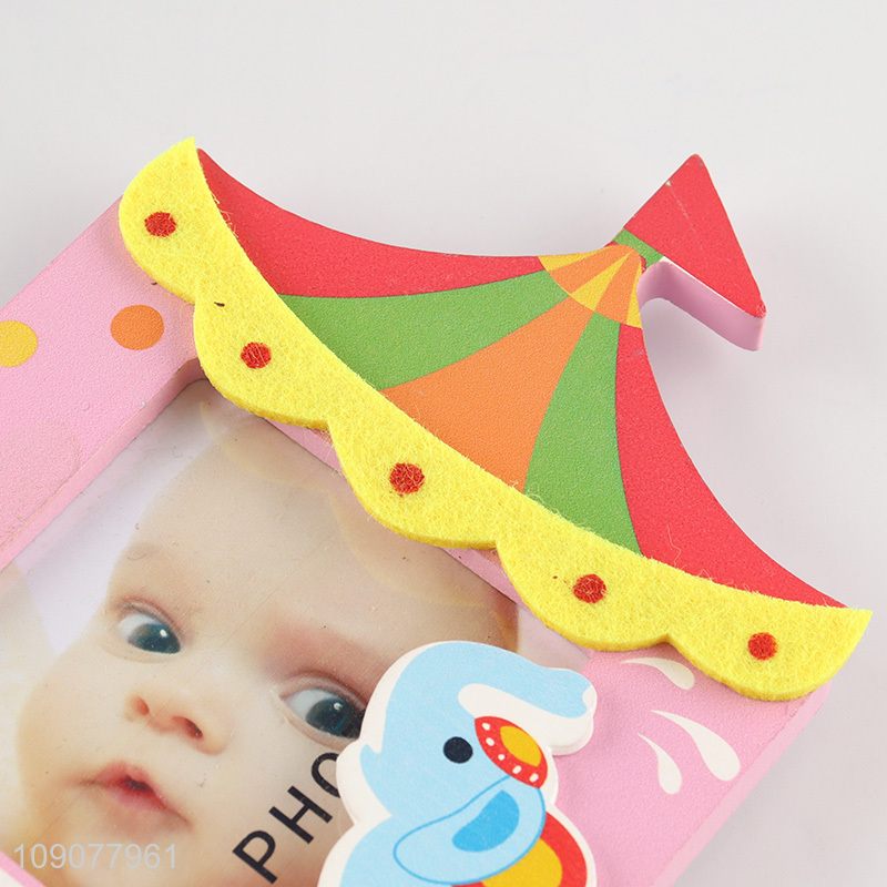 China factory cartoon elephant wooden photo frame picture frame for baby