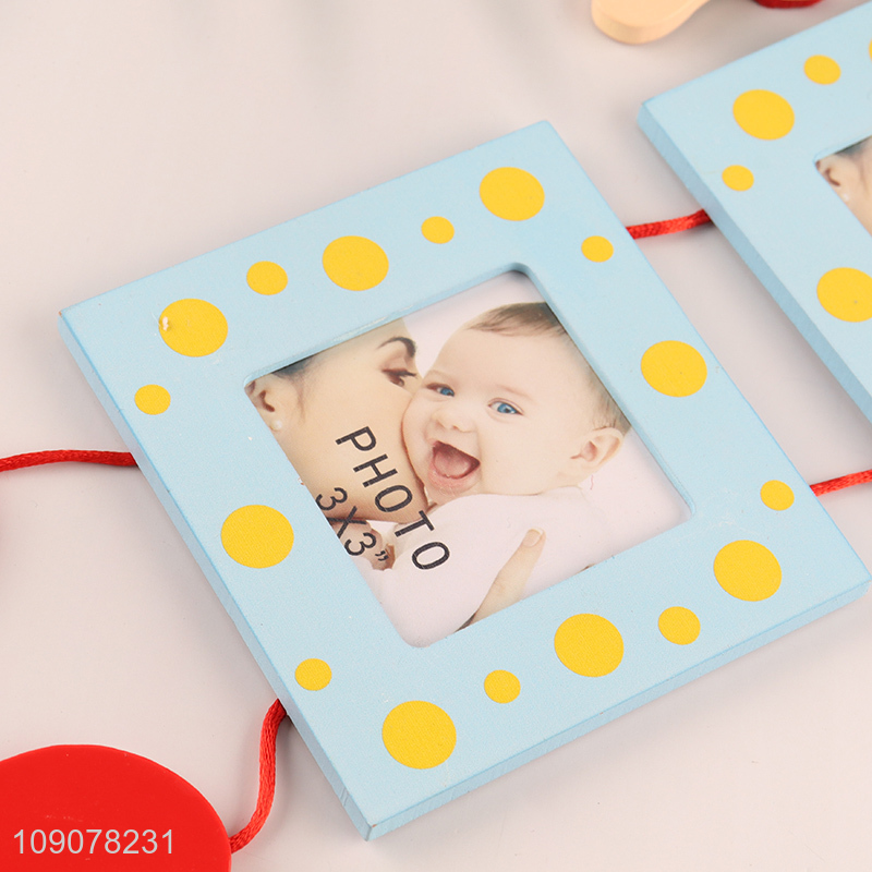 Hot items hanging wooden family baby photo frame picture frame