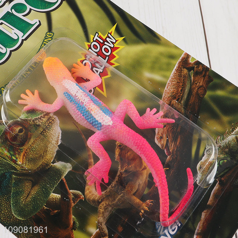 Online Wholesale Growing Animal Growing Lizard Toy in Water