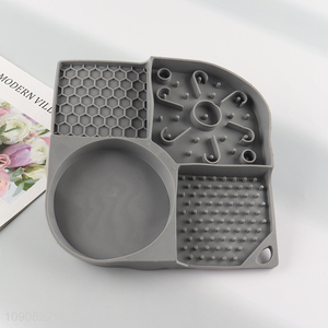 Best selling silicone pet <em>dog</em> slow food <em>bowl</em> pet supplies with suction up