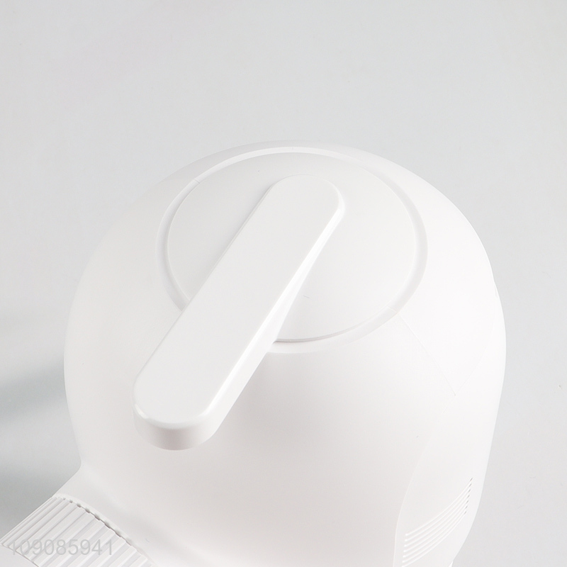 Hot Selling 3MP WiFi Plug-In Spotlight IP Camera Outdoor Smart Camera