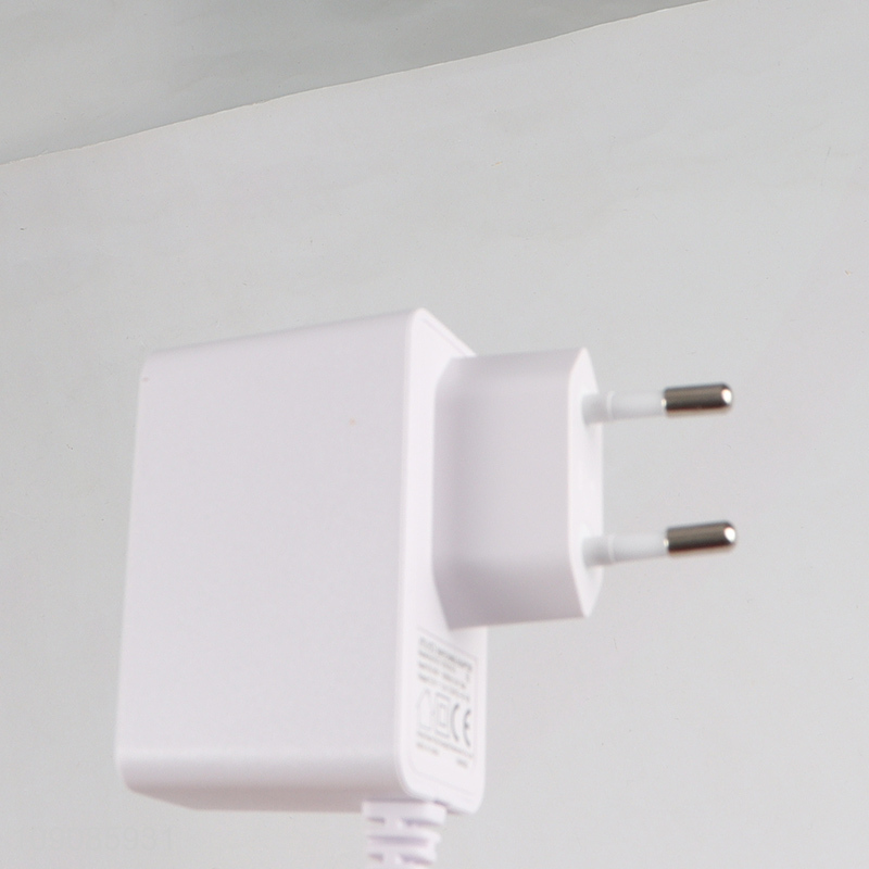 High Quality 2K WiFi Plug-In Spotlight Camera Outdoor Security Camera