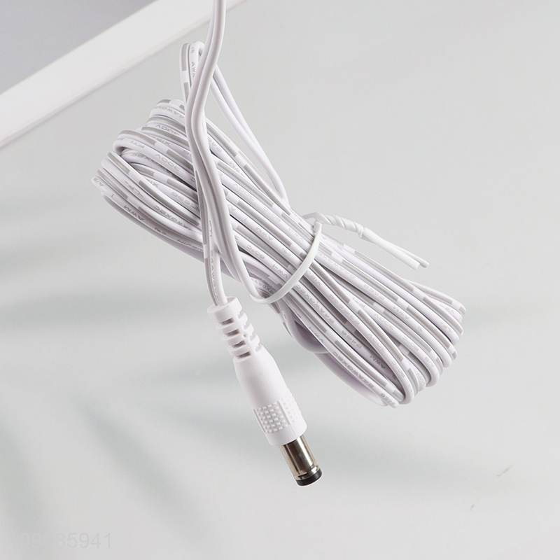 Hot Selling 3MP WiFi Plug-In Spotlight IP Camera Outdoor Smart Camera