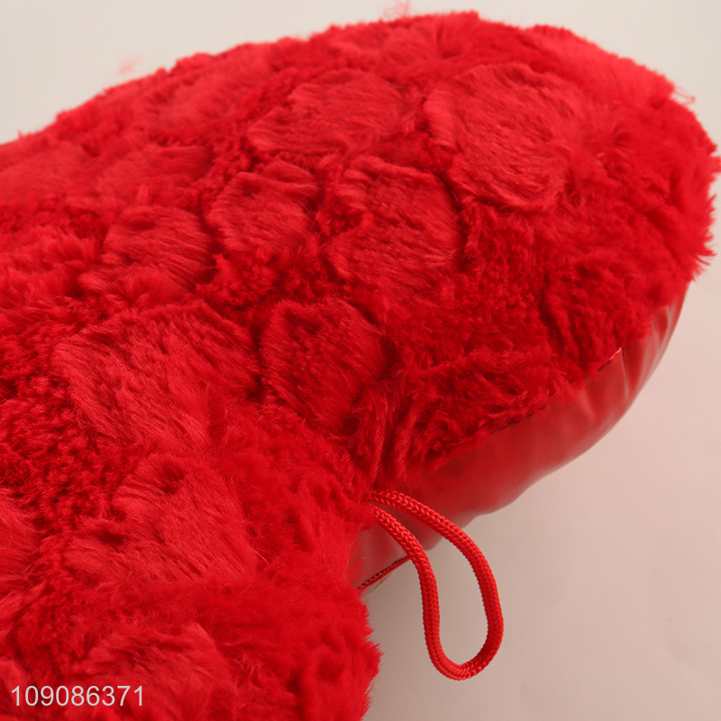 Online wholesale heart shape bear pattern household pillow cushion