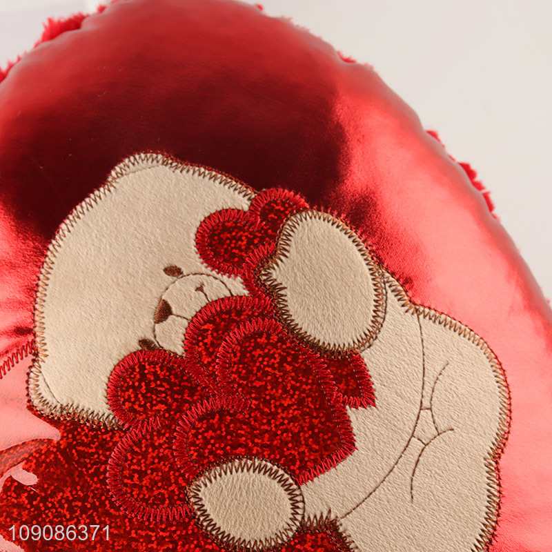 Online wholesale heart shape bear pattern household pillow cushion