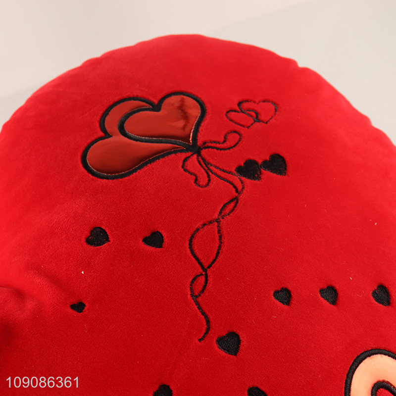 Best selling heart shape soft household pillow cushion for gifts