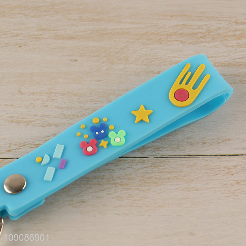 Popular products portable cartoon bear pendant silicone keychain