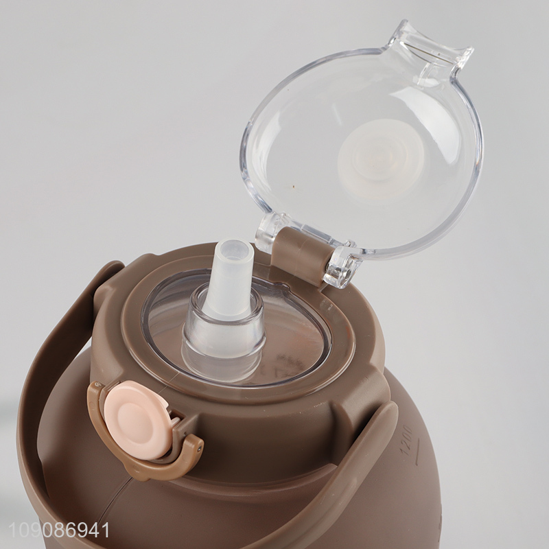 Most popular multicolor portable sports water bottle with handle