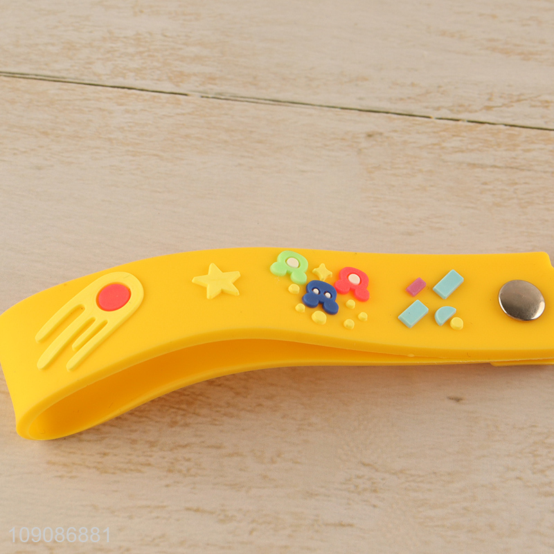 Hot products silicone cartoon bear pendant portable keychain