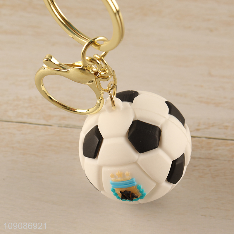 Online wholesale portable football pendant silicone keychain