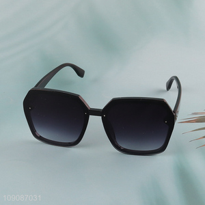 China factory fashionable outdoor summer sunglasses for men women