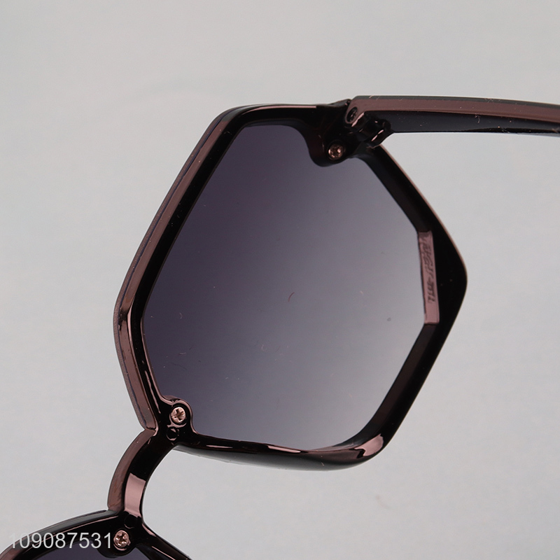 High Quality Vintage UV400 Protection Sunglasses for Men Women