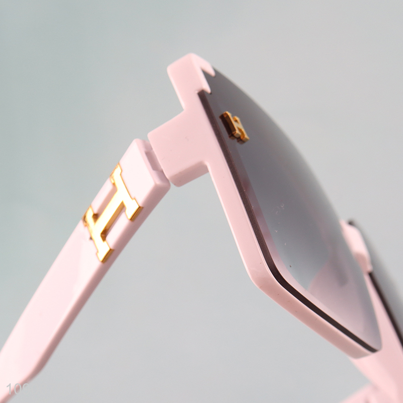 High Quality Sunglasses Plastic Frame Sunglasses for Women Men