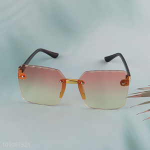 Online Wholesale Trendy Frameless Sunglasses Women Men Sunglasses