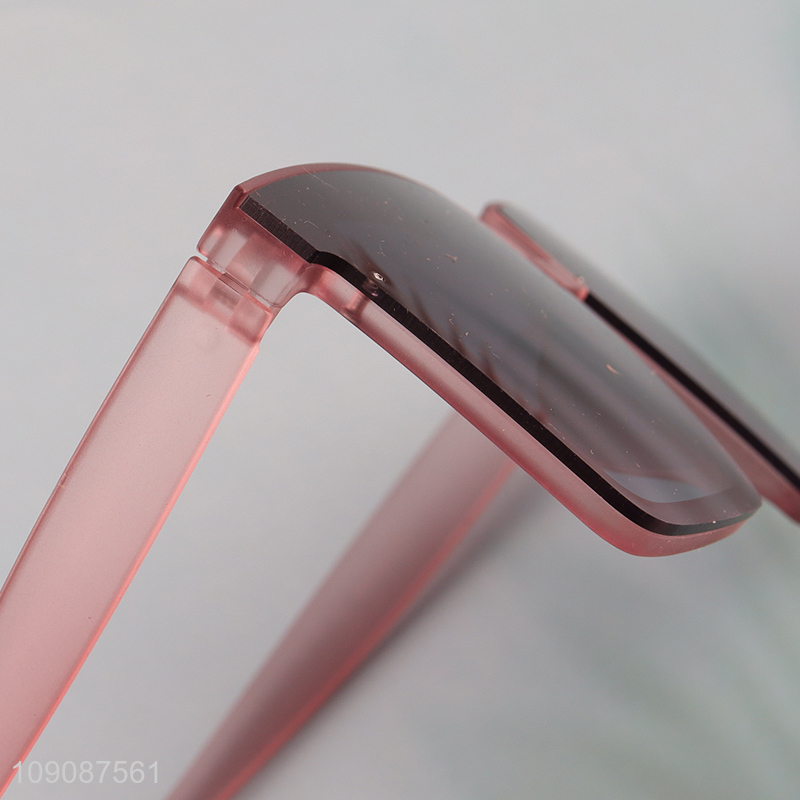 New Product Trendy Adults Sunglasses Plastic Frame Sunglasses