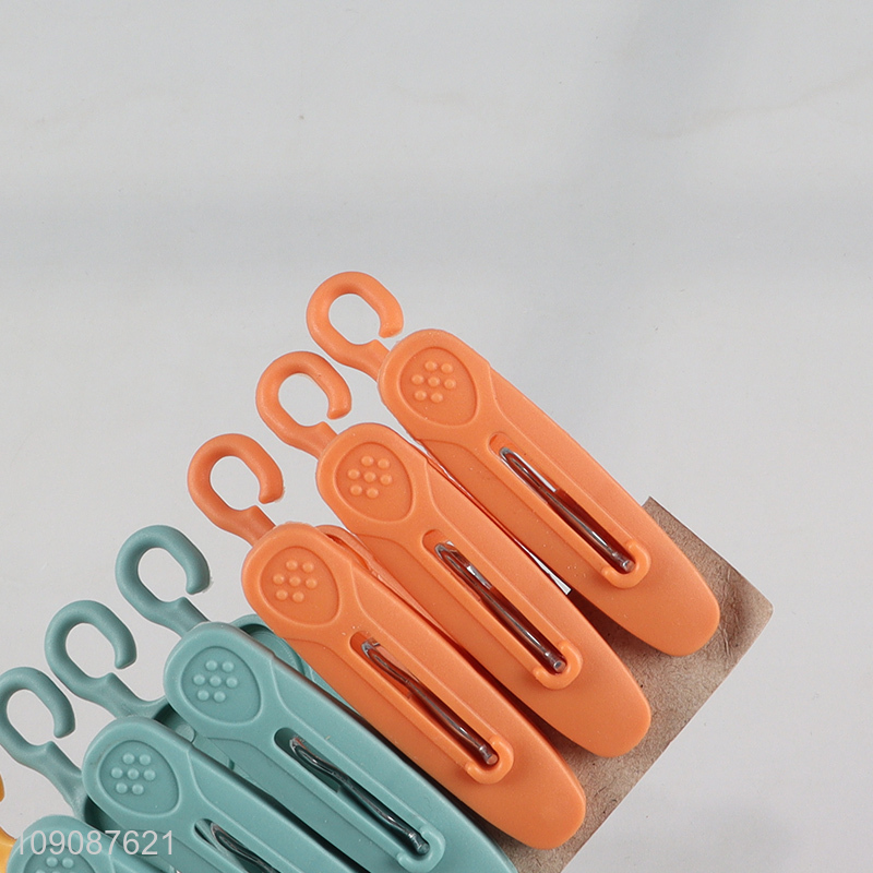 Yiwu market household plastic folding drying rack with 8 clothes clips