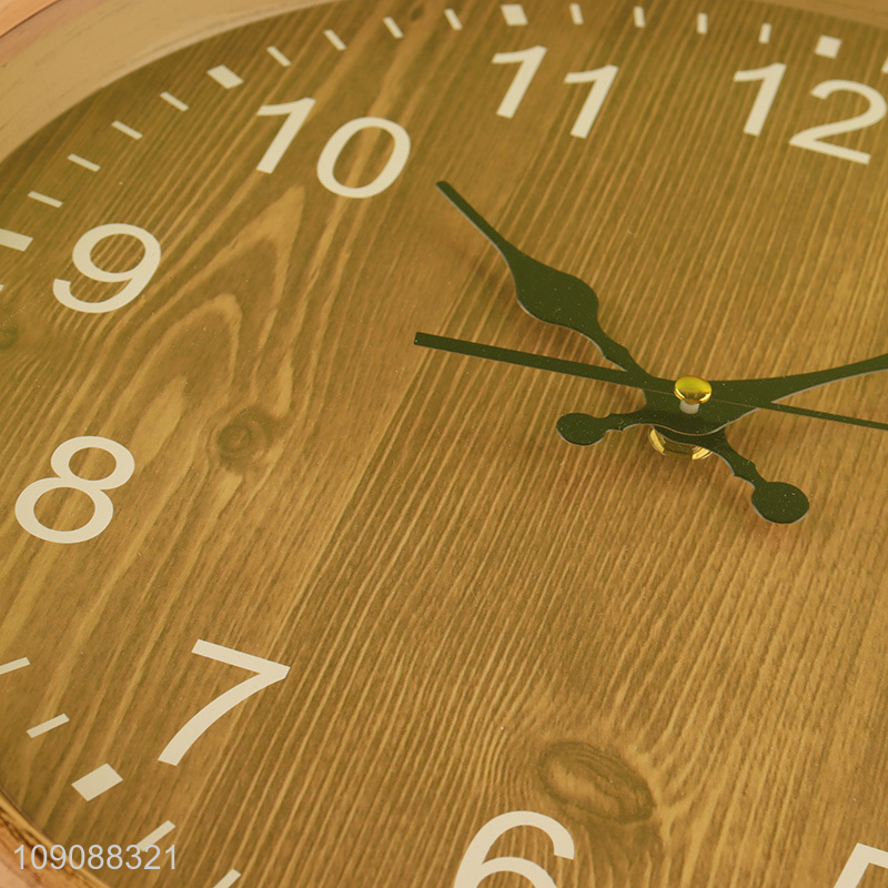 Online Wholesale Wood Grain Plastic Frame Wall Clock for Bedroom Decor