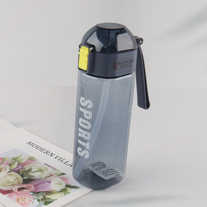 Good Quality 750ML Large Capacity Portable Plastic Sports Water Bottle