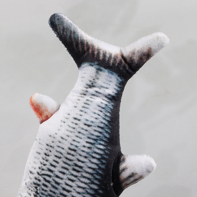 China wholesale fish shape pet squeaky toys chew toys interactive toys