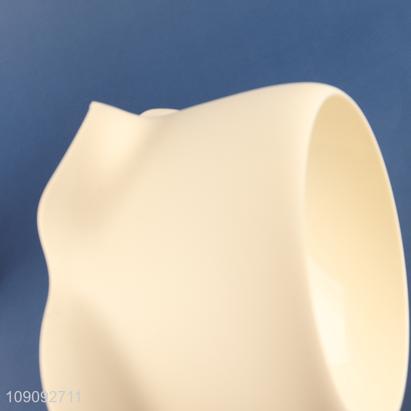 New Product Octopus Shape Pet Bowl Anti-Slip Plastic Dog Cat Bowl