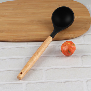 Best selling long handle kitchen utensil soup ladle wholesale