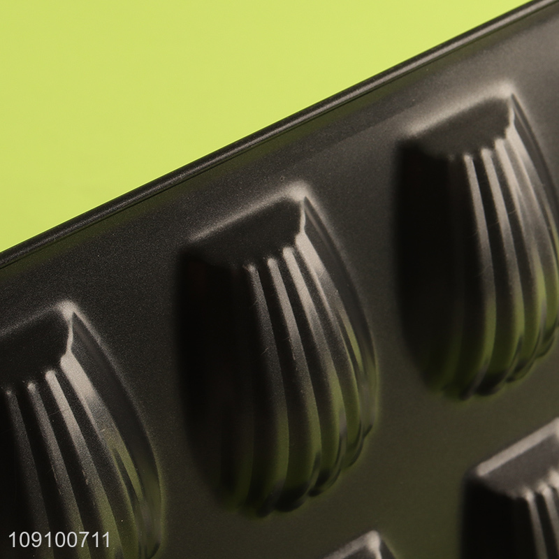 Factory Supply 12-Cavity Shell Cake Pan Nonstick Bakeware for Oven