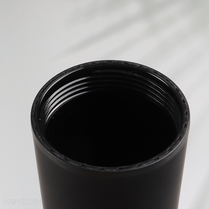 China products black plastic water cup drinking cup with lid and straw