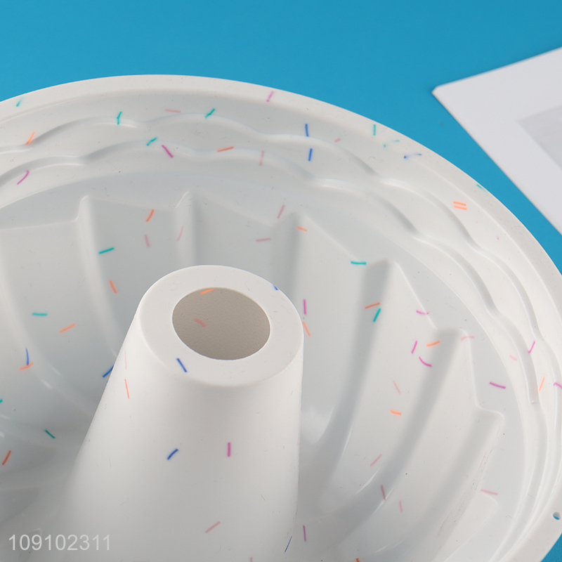 Online Wholesale Food Grade Silicone Cake Mold Non-Stick Bundt Cake Pan