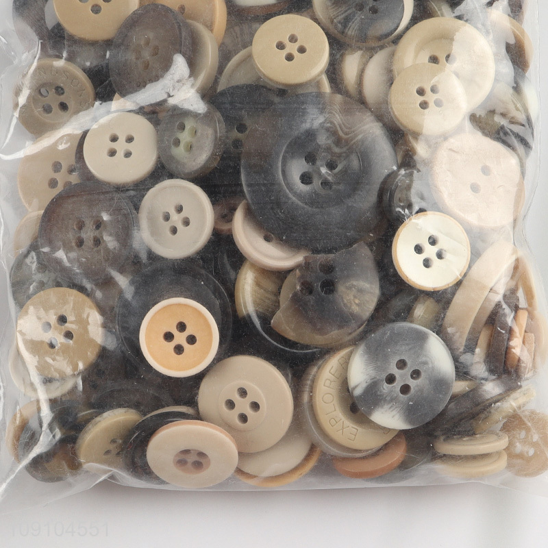 Factory price resin DIY manual decorative button for garment accessories