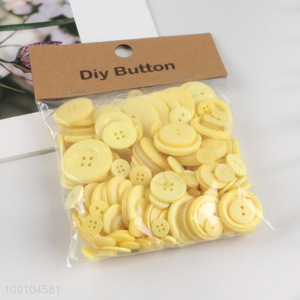 Factory supply yellow resin DIY manual decorative button for clothing accessories