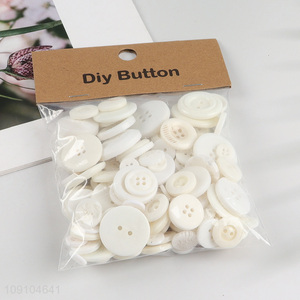 Online wholesale white resin round DIY manual decorative button