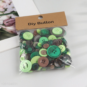 Yiwu market resin 4hole DIY manual decorative button for garment accessories