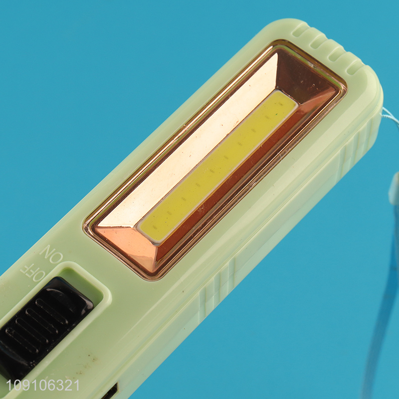 New Product Solar Rechargeable Led Flashlight Outdoor Emergency Lamp