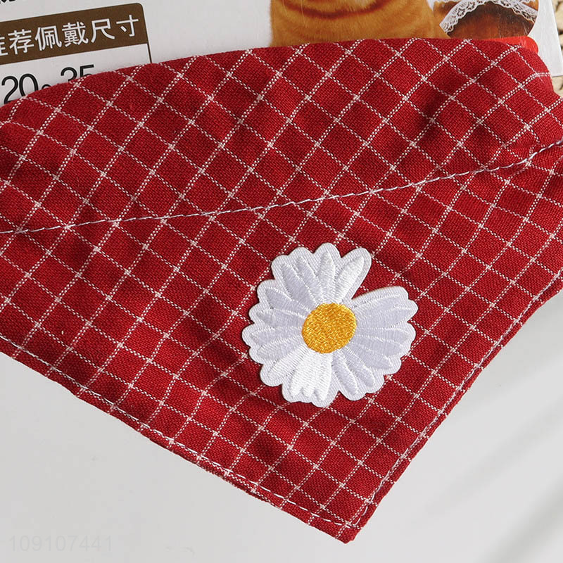 Hot selling fashionable dog cat adjustable pet saliva towel wholesale