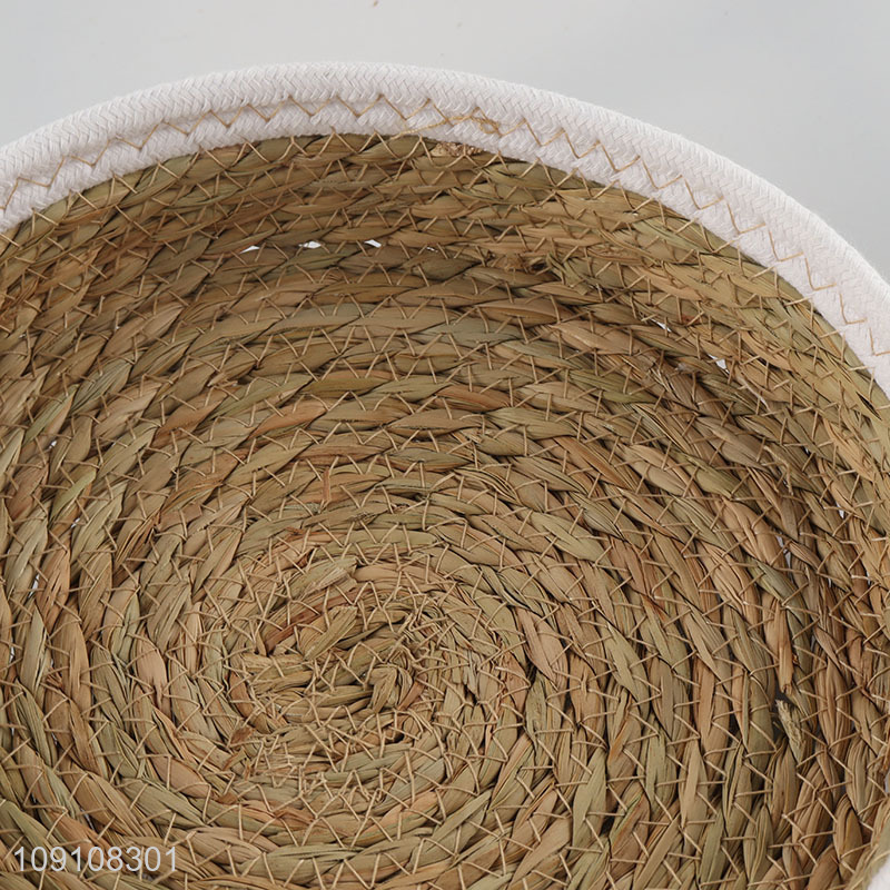 Online Wholesale Multi-Purpose Woven Basket Woven Cattail Storage Basket