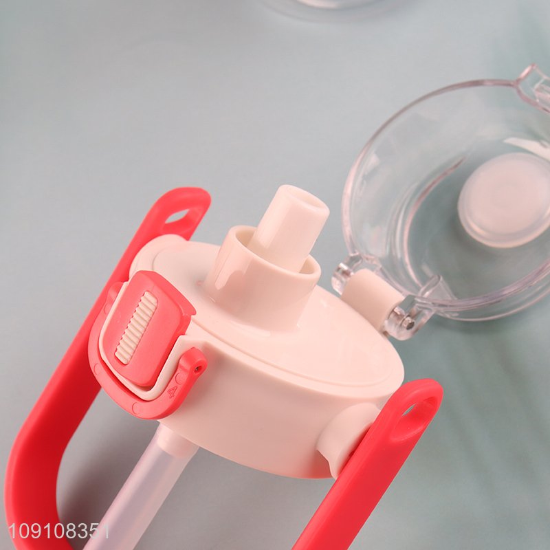 Online Wholesale Portable Plastic Water Bottle with Silicone Straw