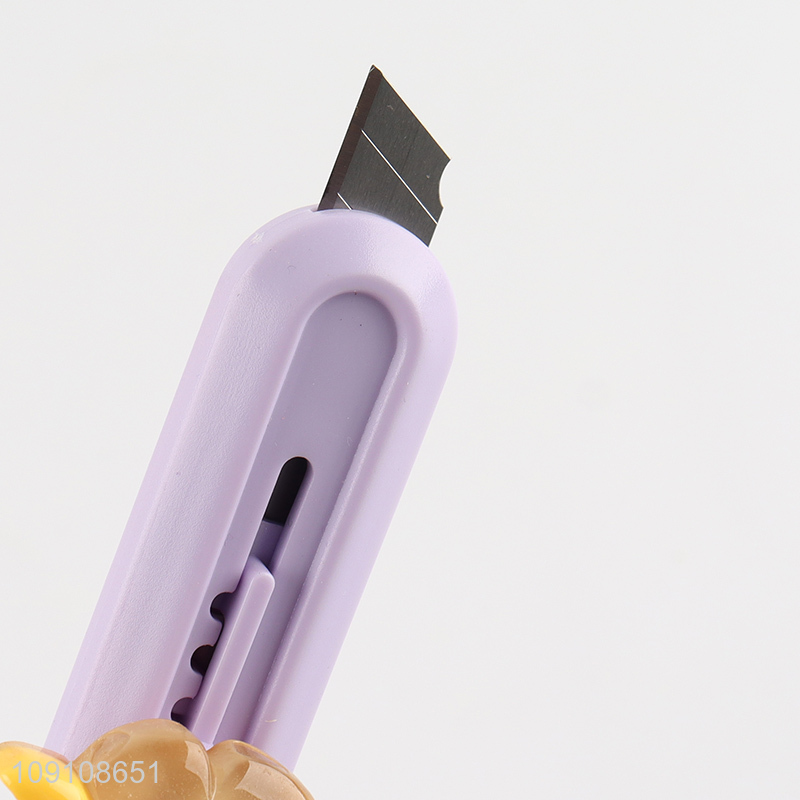 Wholesale Cute Box Cutter Retractable Knife Cardboard Cutter for Students